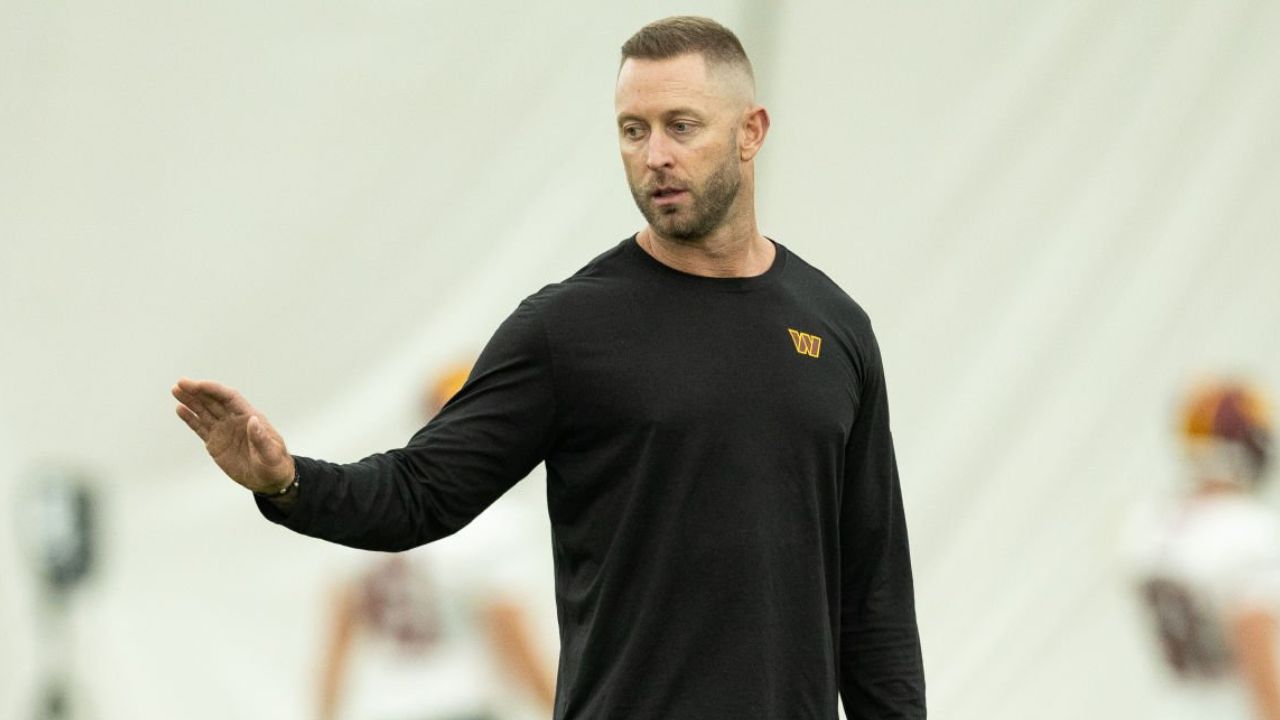 OC Kliff Kingsbury, Washington Commanders