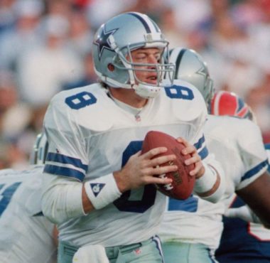 QB Troy Aikman con los Dallas Cowboys en el Super Bowl XXVII