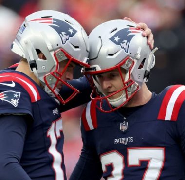 P Bryce Baringer (izquierda) y K Chad Ryland (derecha), New England Patriots