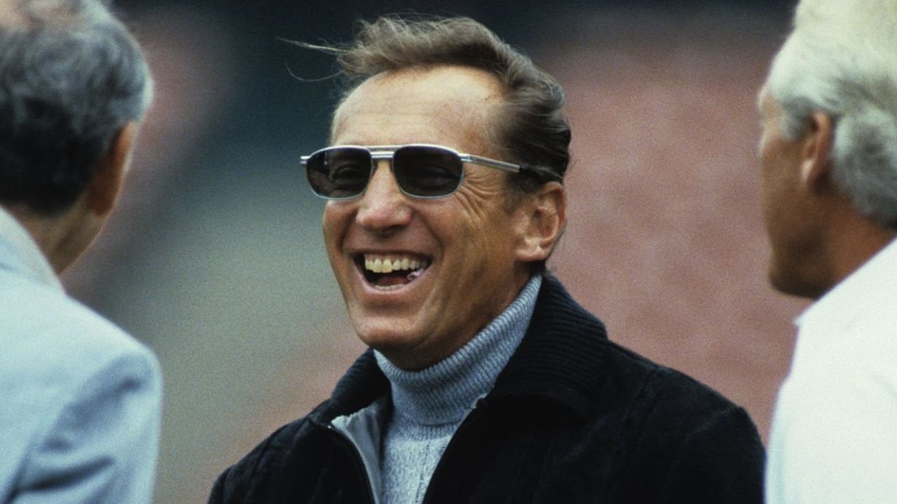 ex GM y HC Al Davis con los Raiders