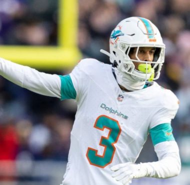 WR Robbie Chosen en 2023 con los Miami Dolphins