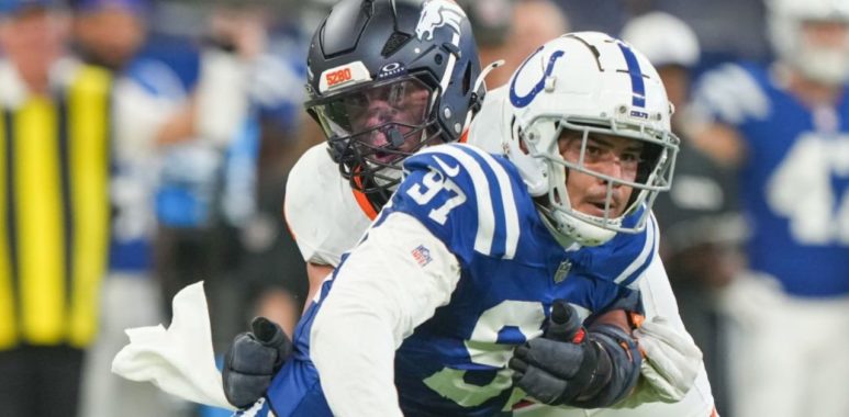 DE Laiatu Latu, Indianapolis Colts