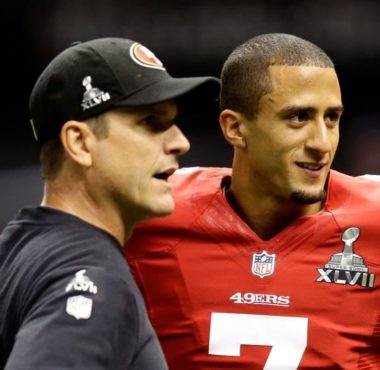 HC Jim Harbaugh y QB Colin Kaepernick con los San Francisco 49ers en el SB XLVII