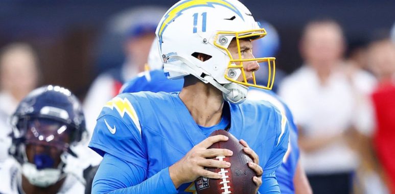 QB Luis Perez, Los Angeles Chargers