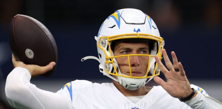 QB Luis Perez, Los Angeles Chargers