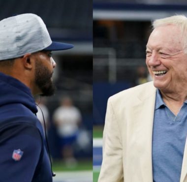 QB Dak Prescott (izquierda); dueño Jerry Jones (derecha), Dallas Cowboys