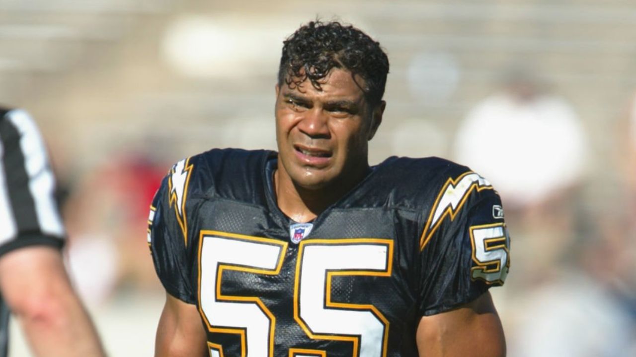 LB Junior Seau con los San Diego Chargers