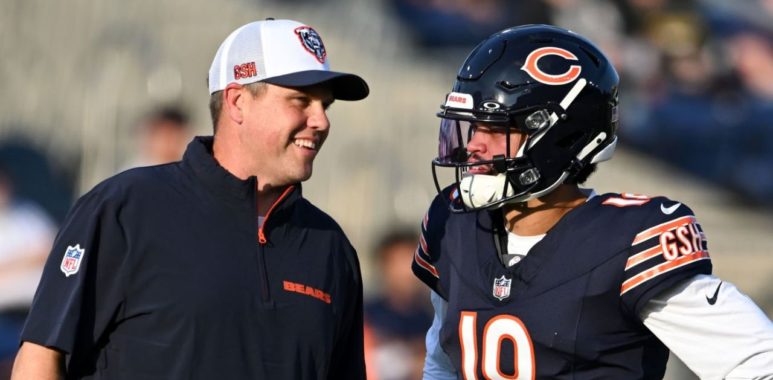 OC Shane Waldron y QB Caleb Williams, Chicago Bears