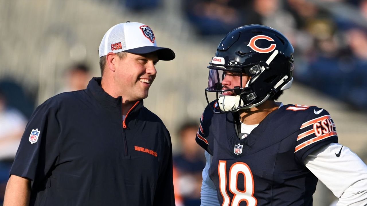 OC Shane Waldron y QB Caleb Williams, Chicago Bears