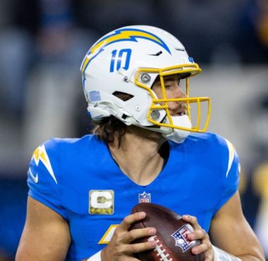 QB Justin Herbert, Los Angeles Chargers