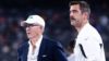 QB Aaron Rodgers y el dueño Woody Johnson, New York Jets