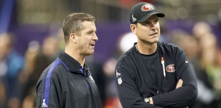 HC John Harbaugh, Baltimore Ravens, y HC Jim Harbaugh, San Francisco 49ers, en el SB XLVII