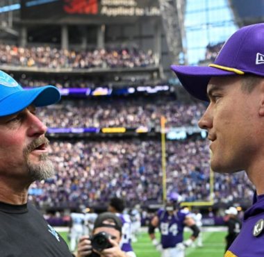 HC Dan Campbell, Detroit Lions; HC Kevin O'Connell, Minnesota Vikings