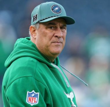 DC Vic Fangio, Philadelphia Eagles