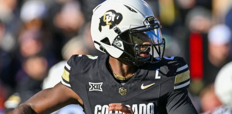 QB Shedeur Sanders con los Colorado Buffaloes