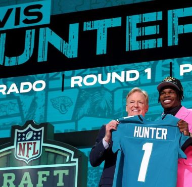 CB/WR Travis Hunter, tomado por los Jacksonville Jaguars en el Draft NFL 2025