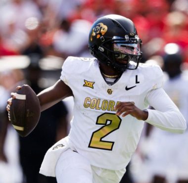 QB Shedeur Sanders con los Colorado Buffaloes