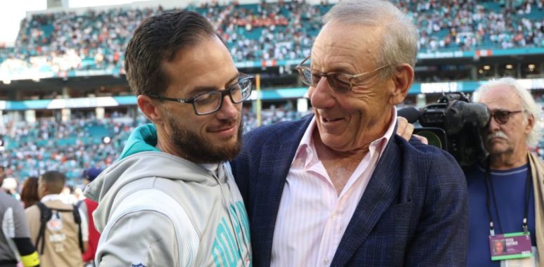 HC Mike McDaniel y dueño Stephen Ross, Miami Dolphins