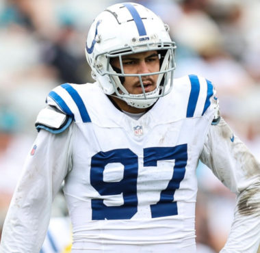 DE Laiatu Latu, Indianapolis Colts