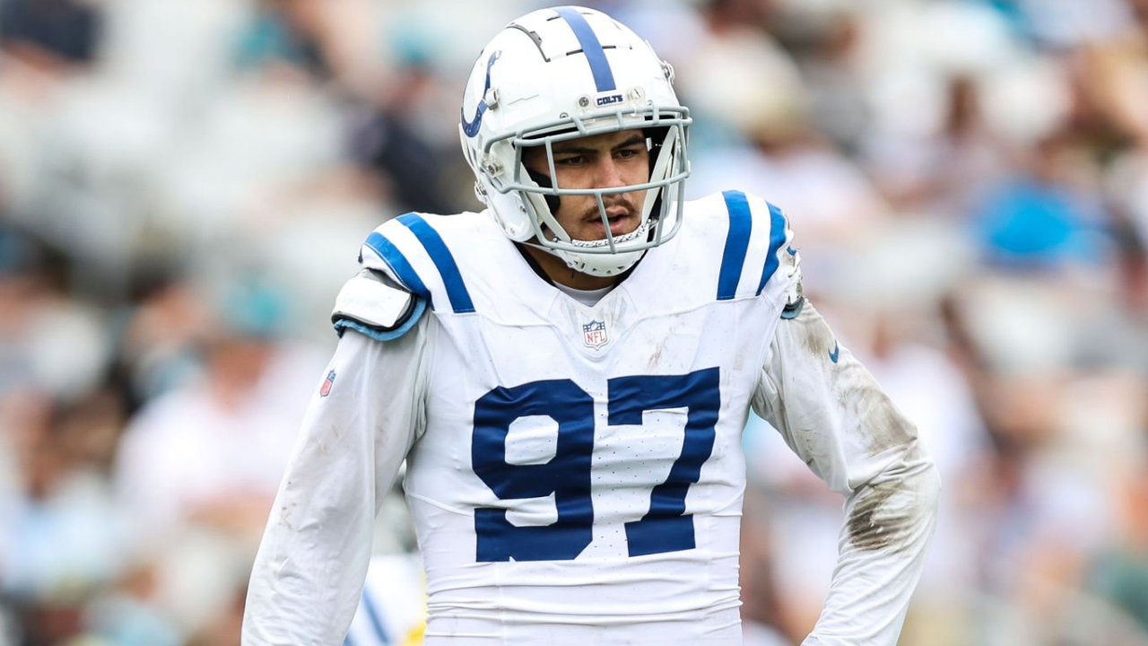 DE Laiatu Latu, Indianapolis Colts