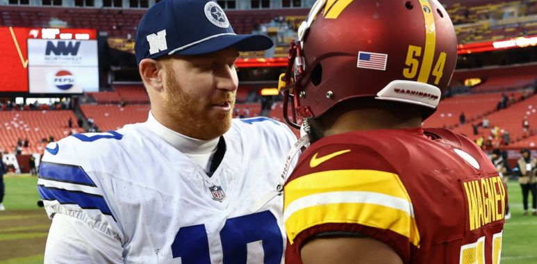 QB Cooper Rush, Dallas Cowboys (izquierda) y LB Bobby Wagner, Washington Commanders (derecha)