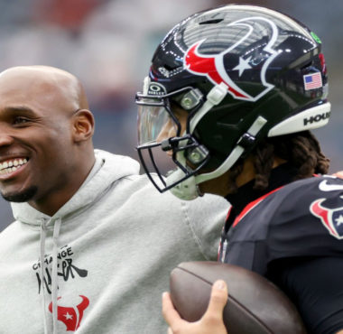 HC DeMeco Ryans (izquierda), QB C.J. Stroud (derecha), Houston Texans