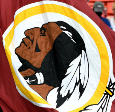 Washington Redskins, antiguo nombre y logo de los Commanders