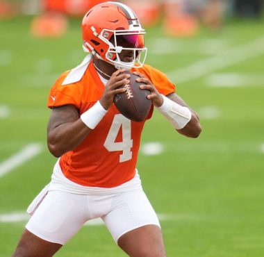 QB Shedeur Sanders. Cleveland Browns